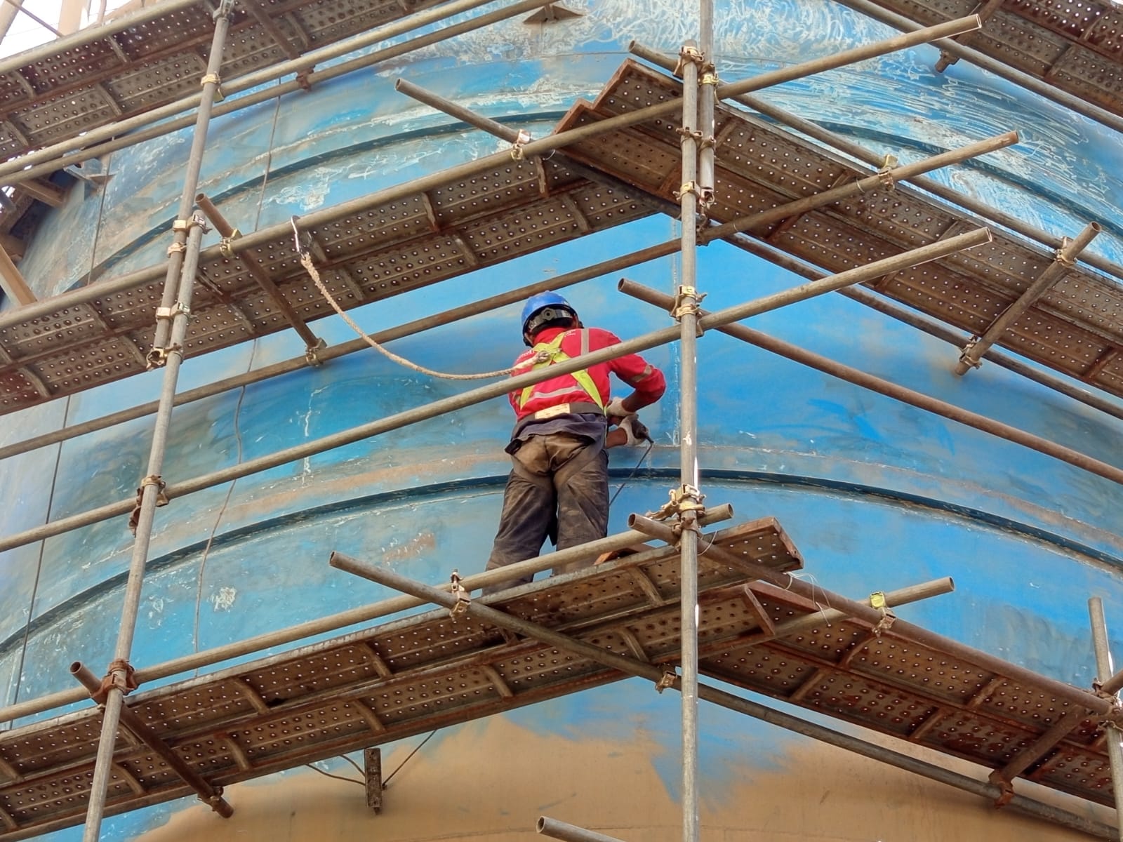 Cleaning Silo Fly Ash